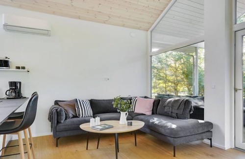 Haslevgarde Casa | Vacation home "Aleksis" - 200m from the sea in NE Jutland in Hadsund - 6 persons, 3 bedrooms