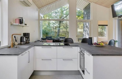 Haslevgarde Casa | Vacation home "Aleksis" - 200m from the sea in NE Jutland in Hadsund - 6 persons, 3 bedrooms