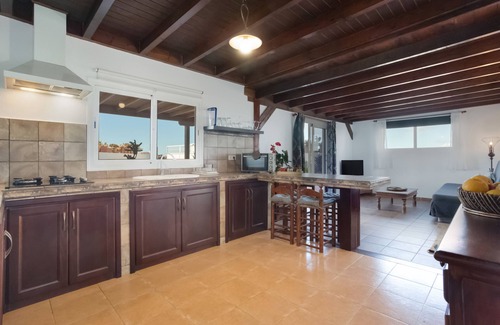 El Cuchillo Casa | Casa de vacaciones 'Almar' con vistas al mar, terraza privada y Wi-Fi