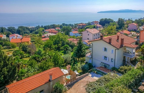 Ika Casa | Casa de vacaciones Aničić by Interhome