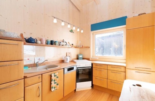 Leithen Casa | Casa de vacaciones Shakti by Interhome