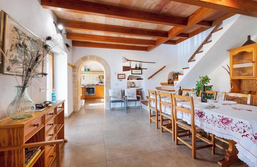 Pollensa Casa | Casa de vacaciones "Can Noble den Suau" con piscina, bañera de hidromasaje, terrazas y jardín