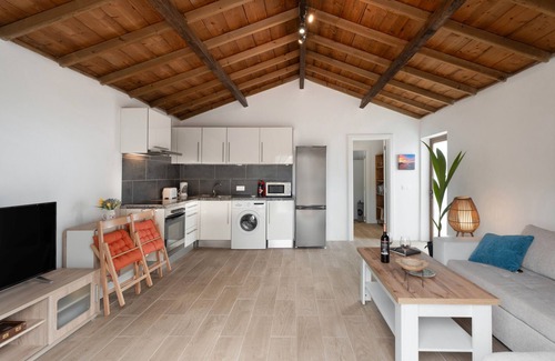 Guía de Isora Casa | Casa de vacaciones 'Casa Joy' con vistas al mar, Wi-Fi y aire acondicionado