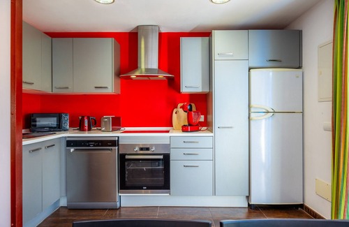 Campos Casa | Casa de vacaciones "Casa Arts 50" con piscina, Wi-Fi, aire acondicionado, terraza y jardín