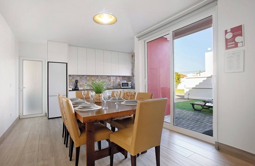 Leiria Casa | Casa de vacaciones "Casa Davó" con jardín, aire acondicionado y Wi-Fi