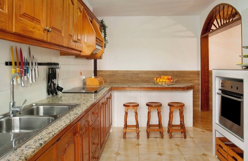 La Solana Villa | "Casa Juani" con vistas a la montaña, piscina, Wi-Fi, aire acondicionado, terrazas y jardín