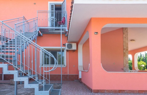 Melilli Casa | Casa de Vacaciones "Casa Mariaroberta" con piscina compartida, bañera de hidromasaje y Wi-Fi
