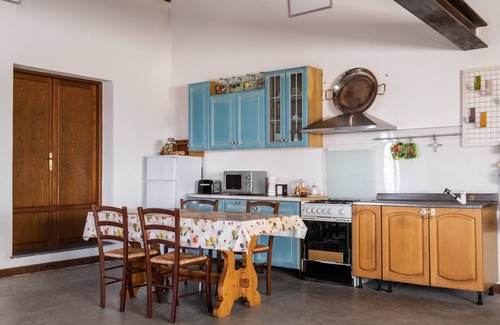 Canino Casa | Casa de vacaciones "Casale Di Primula Rossa" con piscina compartida, terraza compartida y Wi-Fi