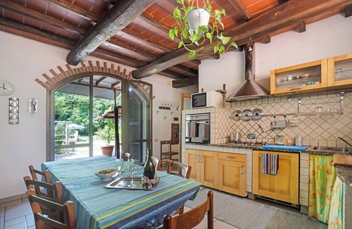 Mulazzo Casa | Casa de vacaciones CasaMasa con jardín privado, piscina y Wi-Fi