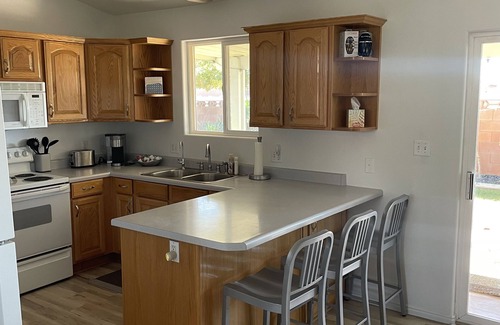 Ivins Casa | Vacation home, close to Tuacahn Center, Entrada & Black Desert Golf Courses.