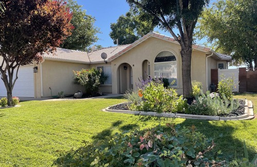 Ivins Casa | Vacation home, close to Tuacahn Center, Entrada & Black Desert Golf Courses.
