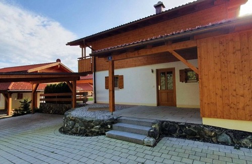 Lechbruck Casa | Vacation home "Happyplace" with 130 sqm - near Lechbruck - with 2 terraces & sauna
