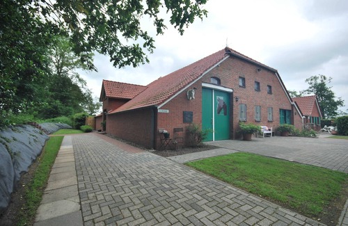 Uplengen Casa | Vacation home Eichenhof 35648 - Holiday home Eichenhof