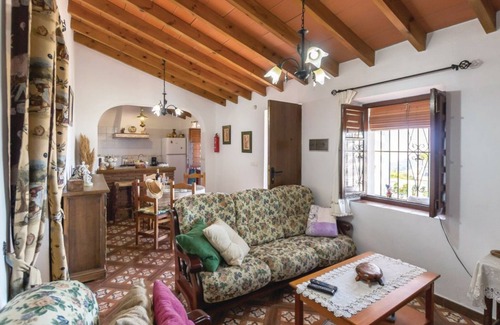 Sayalonga Casa | Casa Encantadora Casa Rural piscina con vistas a la montaña y al mar, piscina y Wi-Fi