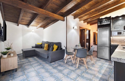 Cueva del Viento Apartamento | Casa de vacaciones "Ático Miranda" con bañera de hidromasaje, vistas al Teide y Wi-Fi