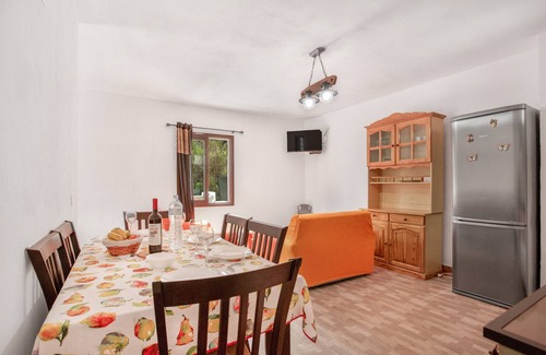 Icod de los Vinos Casa | Casa Rural 'Ca Aurora' con vistas a la montaña, terraza compartida y Wi-Fi