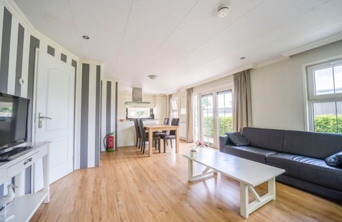 Dordtse Biesbosch Casa | Vacation home EuroParcs Resort De Biesbosch in Dordrecht - 4 persons, 2 bedrooms