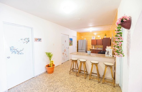 Guayabo Casa | Vacation Home for 20 Guests with 2 Private Pools