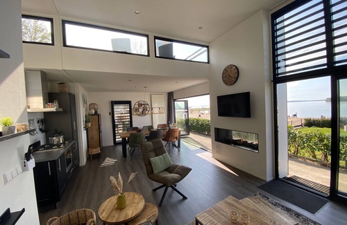 Hulshorst Casa | Vacation home for 7 guests with 80m² in Hulshorst (296061)