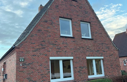 Krummhoern Casa | Vacation home Friesenkoje, in Loquard near Greetsiel and Emden, dogs allowed