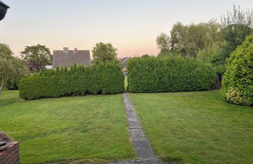 Krummhoern Casa | Vacation home Friesenkoje, in Loquard near Greetsiel and Emden, dogs allowed