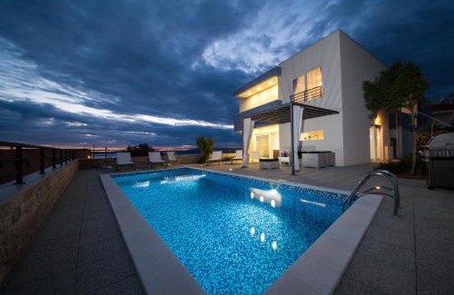 Veliko Brdo Casa | Vacation home Geminus