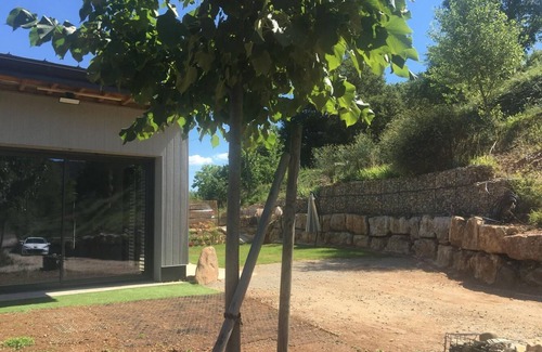 Sebrazac Casa | Casa de vacaciones "Gîte Du Travers" con terraza privada, aire acondicionado y Wi-Fi