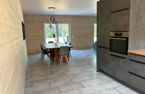 Gemund Casa | Vacation home Haselnuss in the middle of the Eifel for 6 persons + 2 dogs incl. garden