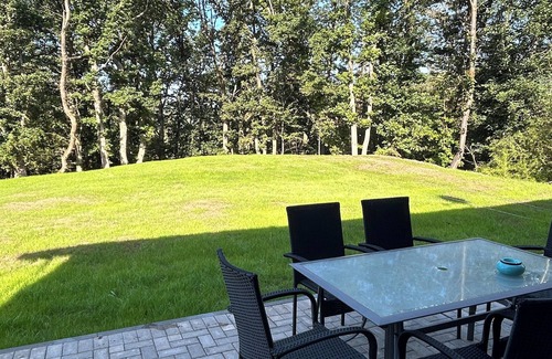 Gemund Casa | Vacation home Haselnuss in the middle of the Eifel for 6 persons + 2 dogs incl. garden