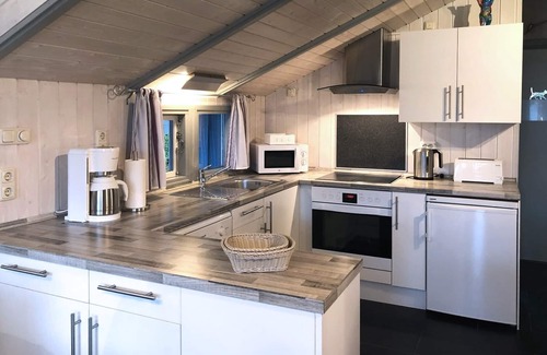 Schoenhagen Casa | Casa de vacaciones de 5 estrellas, cerca de la playa con bio-sauna, jardín y chimenea para familias