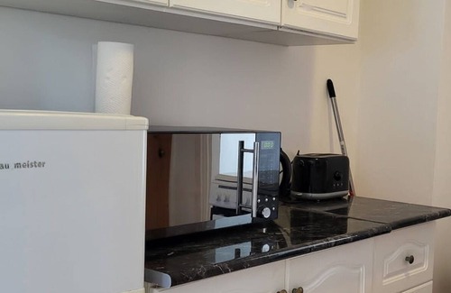 Balatonmariafurdo Casa | Casa de vacaciones con piscina, WiFi para 12 personas directamente en el lago