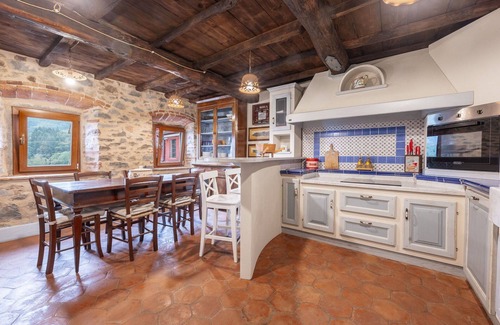 Marliana Casa | Vacation Home in Marliana with 2 bedrooms sleeps 6