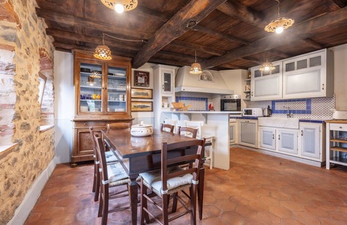 Marliana Casa | Vacation Home in Marliana with 2 bedrooms sleeps 6