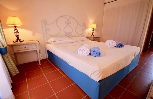 Cala di Volpe Apartamento | Vacation Home in Porto Cervo with 1 bedrooms sleeps 3