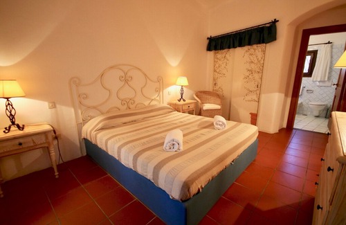 Cala di Volpe Apartamento | Vacation Home in Porto Cervo with 2 bedrooms sleeps 4