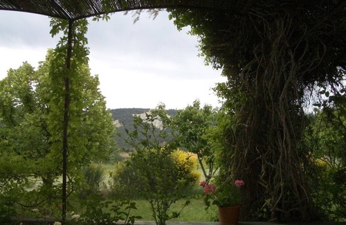 Rustrel Villa | Remanso de paz en el Luberon