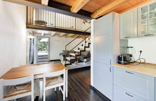 Toscolano Maderno Apartamento | Casa de vacaciones "La Casetta Nel Bosco" con terraza privada y Wi-Fi