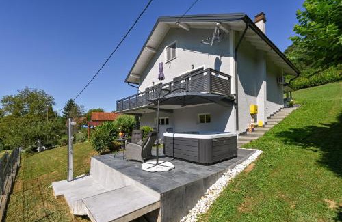 Krapinske Toplice Casa | Vacation Home Jakop Hof With Hot Tub - Happy Rentals