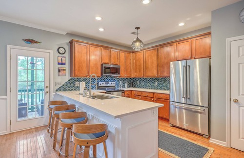 Mount Pleasant Casa | Vacation home just 10 minutes to the beach and 20 to Downtown Charleston.