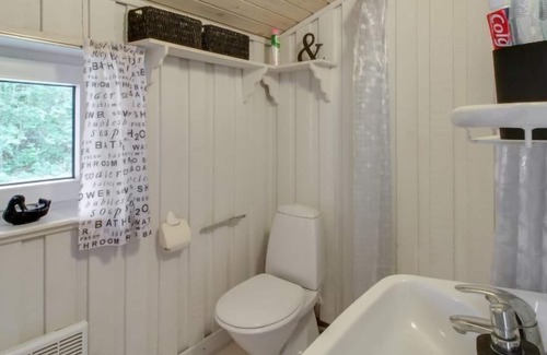 Aabybro Casa | Vacation home "Karlhovde" - 110m to the inlet in The Liim Fiord in Aabybro - 6 persons, 2 bedrooms