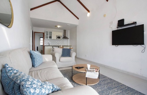 Punta Mujeres Casa | Casa de vacaciones 'Los Morros' con vistas al mar, terraza privada y Wi-Fi