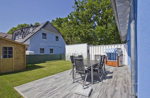 Juliusruh Casa | Vacation home Luna semi-detached house