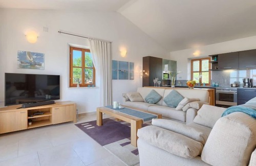 Bibali Casa | Casa de vacaciones Nini by Interhome