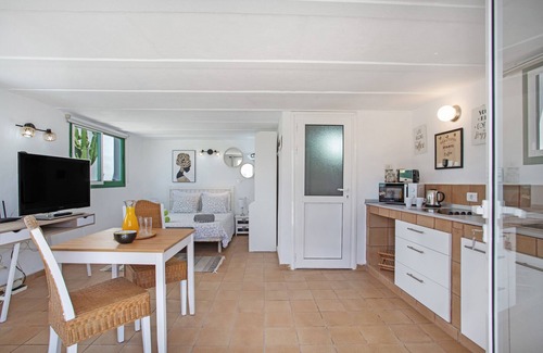 Arafo Casa | Casa de vacaciones 'Piscina Climatizada' con vistas al mar, piscina privada y Wi-Fi