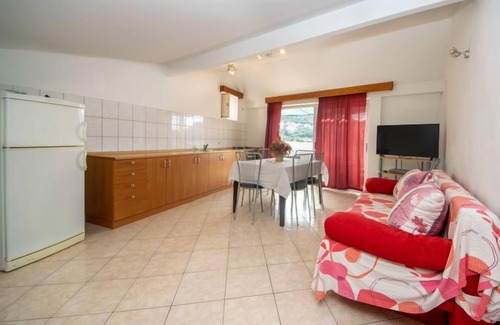 Brna Casa | Casa de vacaciones Repak by Interhome