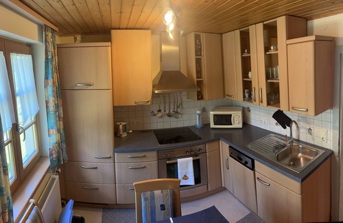 Oberlengdorf Apartamento | Vacation home 'Sallacherguetl' with mountain view, balcony and WLAN in the Dachstein Tauern Region
