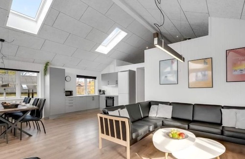 Skjern Casa | Vacation home "Scalli" - 300m to the inlet in Western Jutland in Skjern - 8 persons, 4 bedrooms