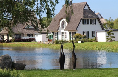 Bodstedt Casa | Vacation home Schilfrohrsänger 21-Teichperle- - Holiday home Schilfrohrsänger 21 -