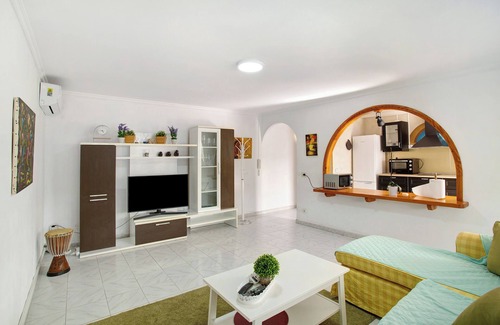Mogan Apartamento | Casa de vacaciones 'Solhjem' con vistas a la montaña, jardín, terraza y Wi-Fi