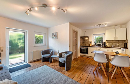 Dierhagen Ost Casa | Casa de vacaciones "Strandnahes Ferienhaus" con terraza privada, jardín privado y Wi-Fi